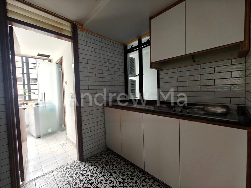3 Bed Apartment (Condo) for Rent in  Harbourlights - Image 4